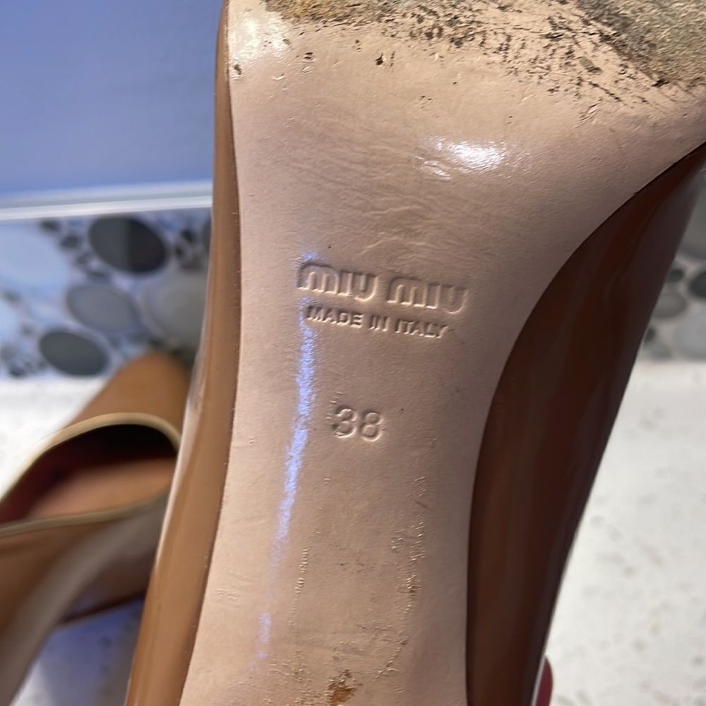 MIU Miu woman’s brown patent leather heels - Picture 12 of 16